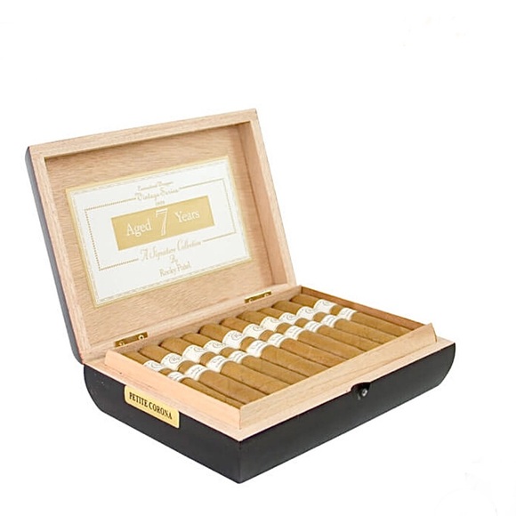 Rocky Patel Petit Corona Wooden Cigar Box - Picture 16 of 16